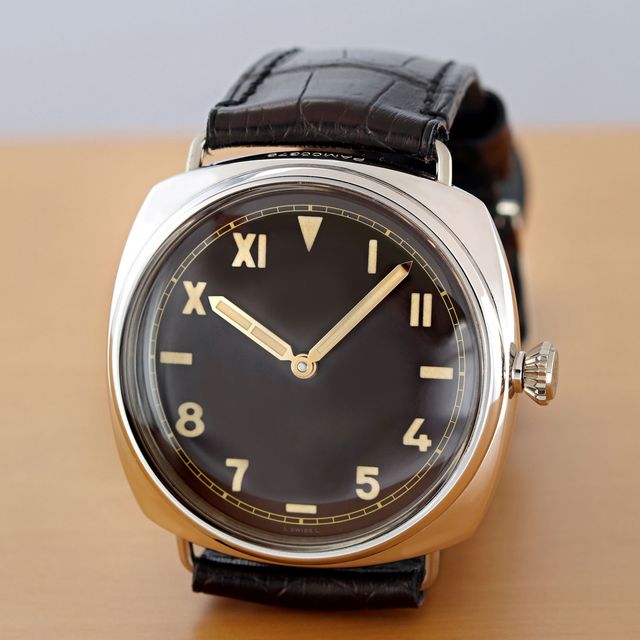 Panerai Radiomir Manual PAM00376 Image 2